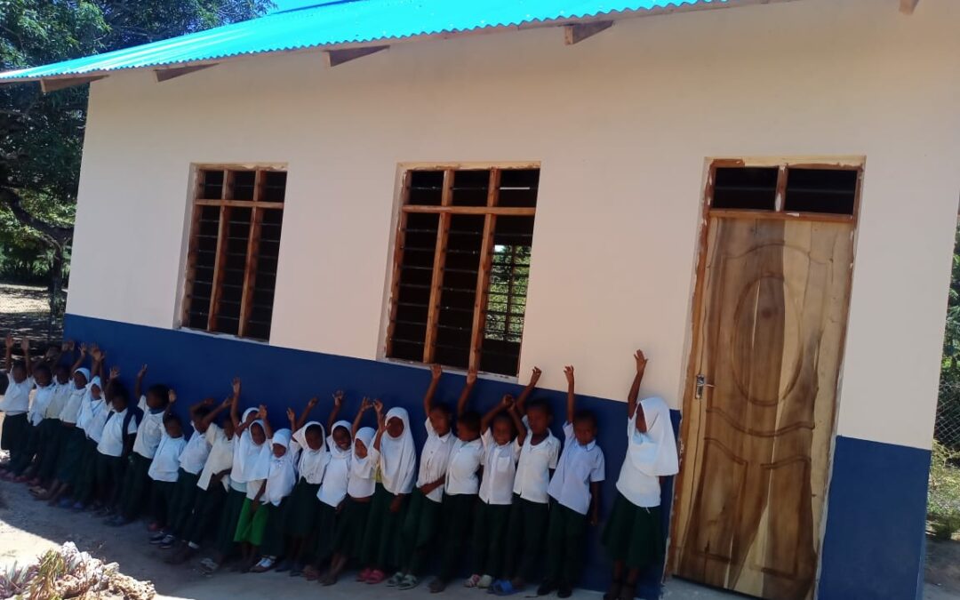 Una nuova aula per il secondo asilo del villaggio di Uzi